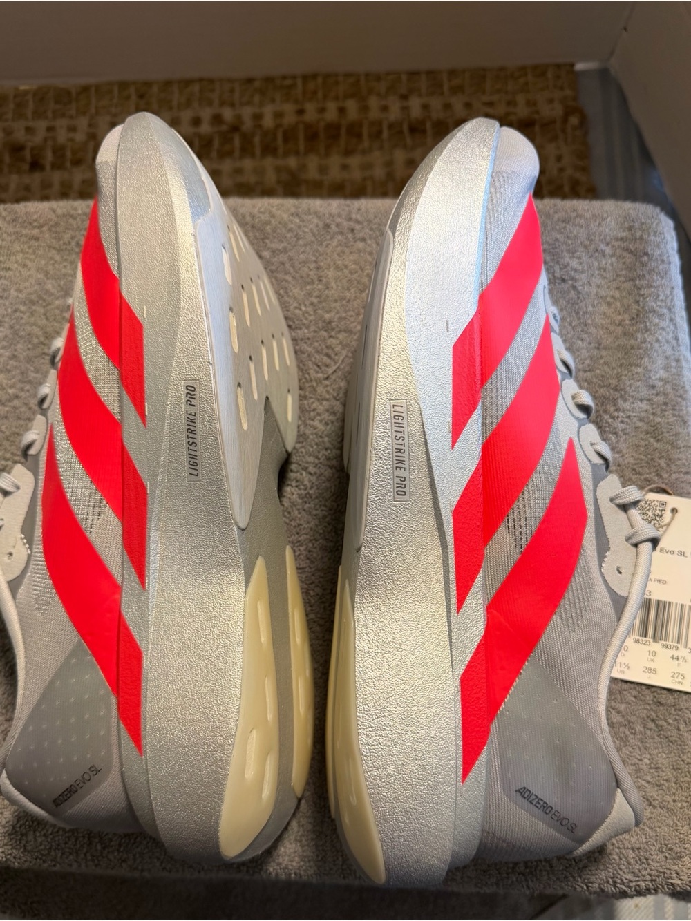 Textile Size 11.5 NWOT Adidas Adizero Evo SL Running Shoes - Picture 4 of 8
